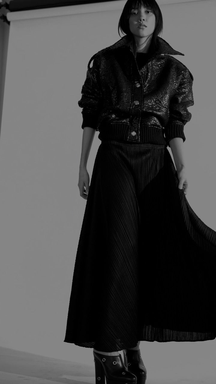 The Mini Cropped Jacket IN BLACK